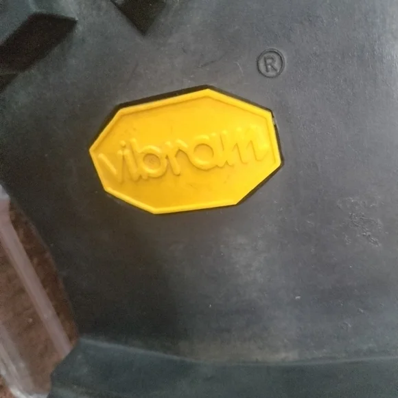 Chippewa Brown Leather Insulated Boots - Picture 8 of 10